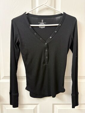 NOBO Black Long-Sleeve Snap Henley Rib Top